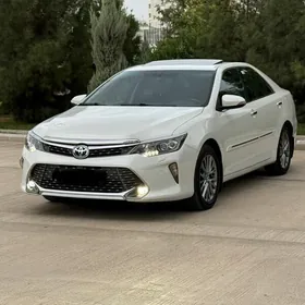 Toyota Camry 2017