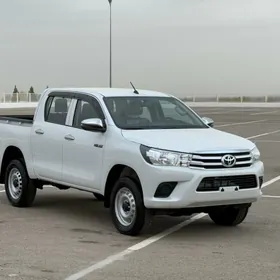Toyota Hilux 2025