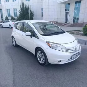 Nissan Versa Note 2014