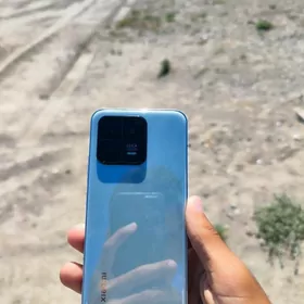Xiaomi 13 ozi