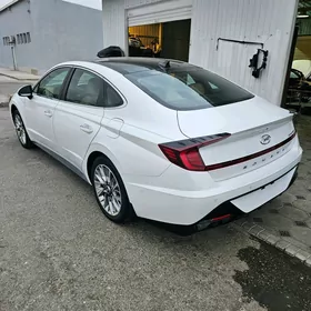 Hyundai Sonata 2021