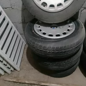 BMW diska pakriska
