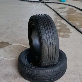 Roadstone teker