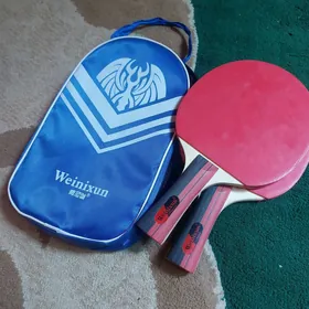 stol tennis raketka