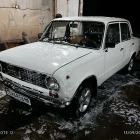 Lada 2104 1986