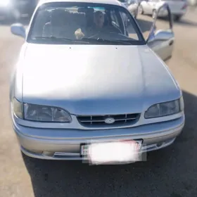 Hyundai Sonata 1994