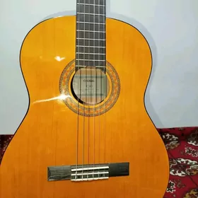 Yamaha Gitara