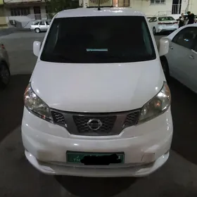 Nissan NV200 2019