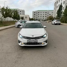 Kia Optima 2020