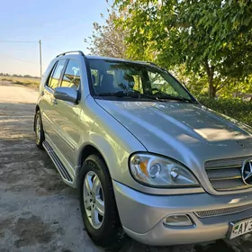 Mercedes-Benz ML350 2005