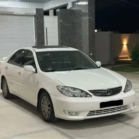 Toyota Camry 2005