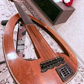 UD saz guraly