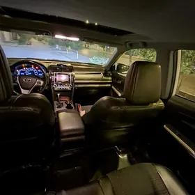 Toyota Camry 2013