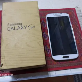 SAMSUNG S 4