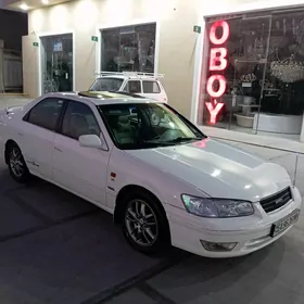 Toyota Camry 2000