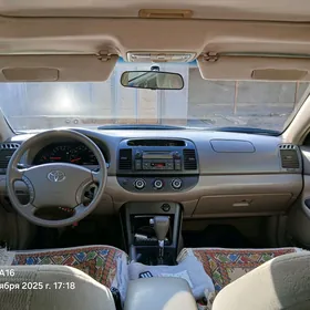 Toyota Camry 2005