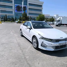 Kia K5 2022