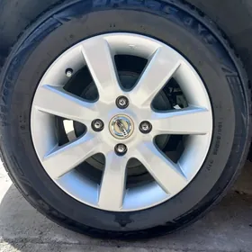 Nissan versa diska 15 lik