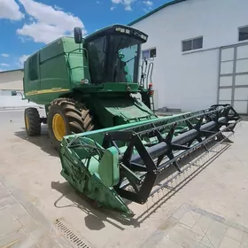 John Deere 2008