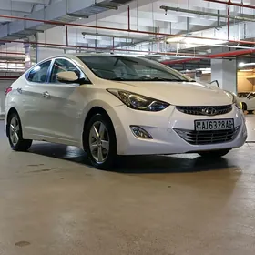 Hyundai Elantra 2011