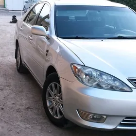 Toyota Camry 2005