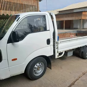 Kia Bongo 2012