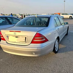 Mercedes-Benz C-Class 2001