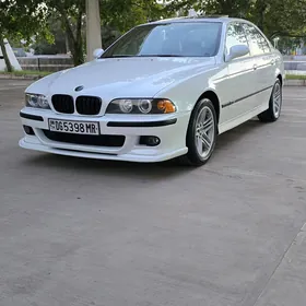 BMW E39 2001