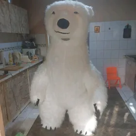 медведь