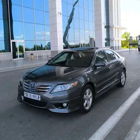 Toyota Camry 2011