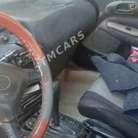 Toyota Marino 1993