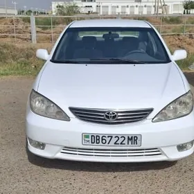 Toyota Camry 2005