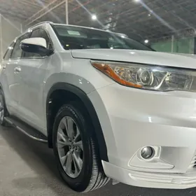 Toyota Highlander 2017
