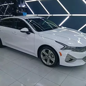 Kia K5 2021