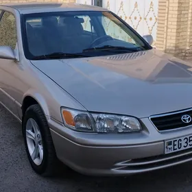 Toyota Camry 1998