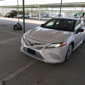 Toyota Camry 2020