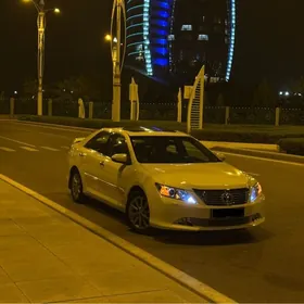 Toyota Aurion 2015