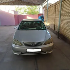 Toyota Camry 2005