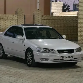 Toyota Camry 2001