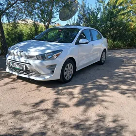 Kia Rio 2021