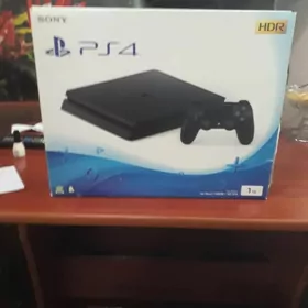 PS4 Slim -11.00 1tb