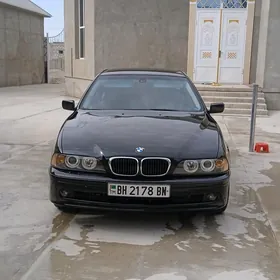 BMW E39 2001