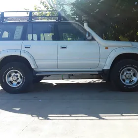 Toyota Land Cruiser 1996