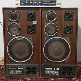 S90