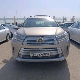 Toyota Highlander 2015