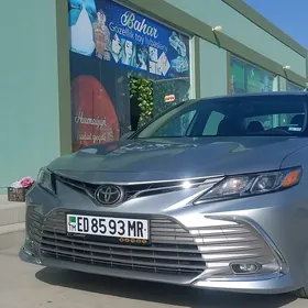 Toyota Camry 2020