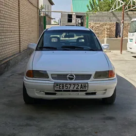 Opel Astra 1993