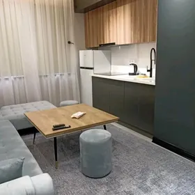 arenda oglanlara 11mkr 2kom