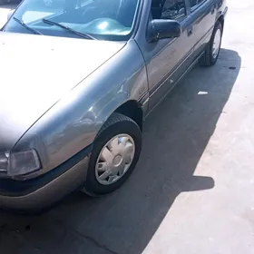 Opel Vectra 1989