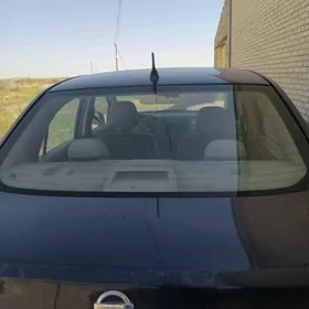 Nissan Versa 2010